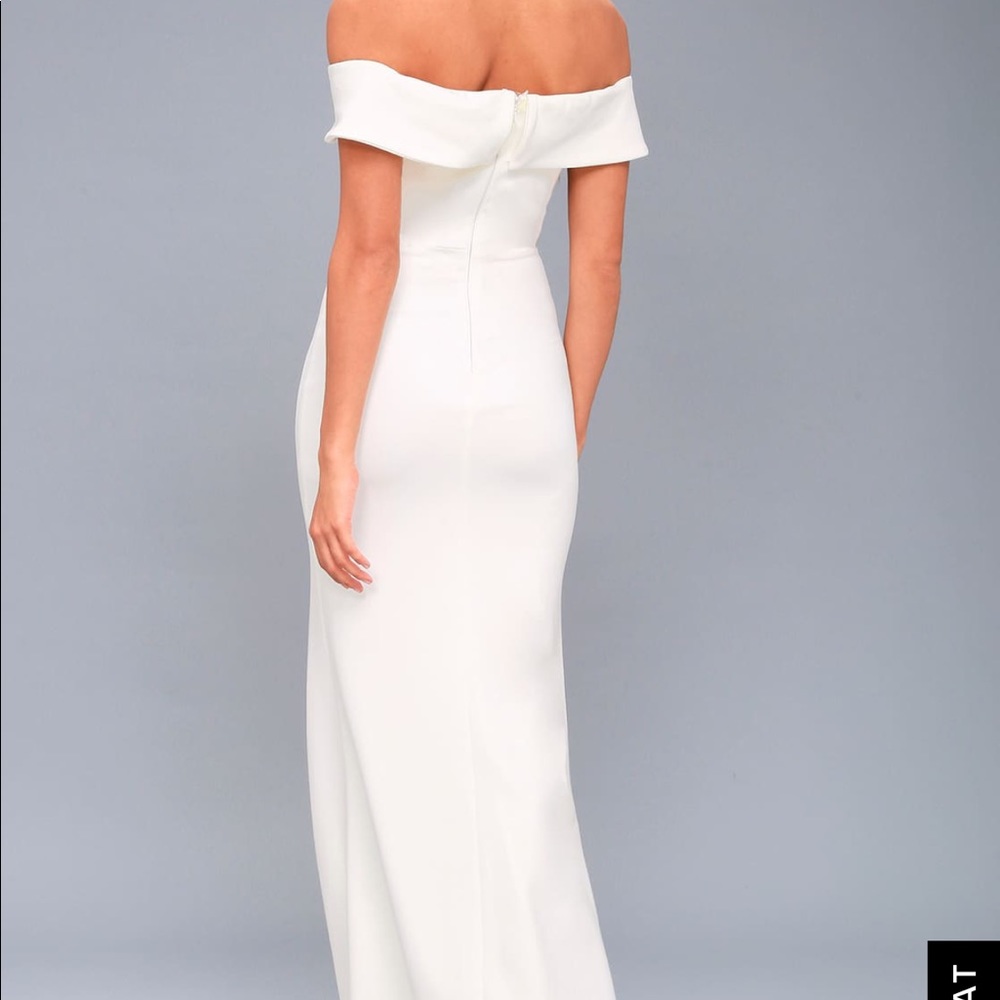 White Gown - Picture 2 of 4